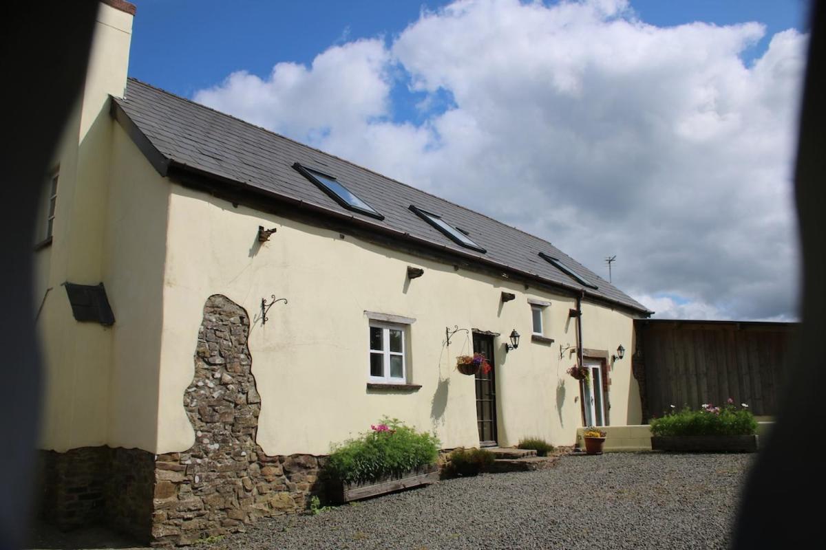 Award Winning Lower Whitsleigh Farm Cottage Roborough Exterior foto